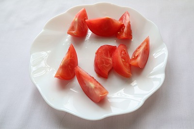 トマトを切ったところ